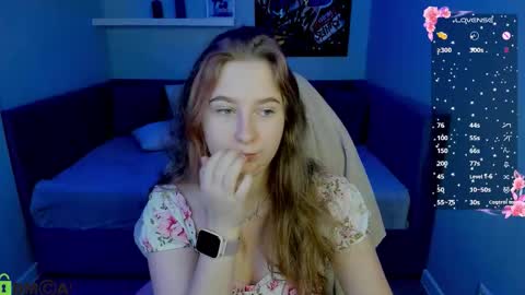 Snapshot of soft_as_a_flower chatting on 10, 10, 2025 Anna GMT2 Wed Thu Fri Sat Sun online show from 10, 10, 2025