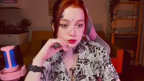 Snapshot of sofy_benson chatting on 6, 12, 2024 Sofy online show from 6, 12, 2024