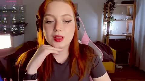 Snapshot of sofy_benson chatting on 24, 9, 2025 Sofy online show from 24, 9, 2025