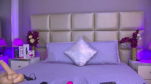   online show from 9, 10, 2025