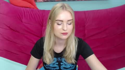 Snapshot of sofysoft chatting on 17, 9, 2025 sofysoft online show from 17, 9, 2025