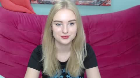 Snapshot of sofysoft chatting on 5, 10, 2025 sofysoft online show from 5, 10, 2025
