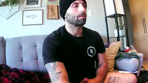 Snapshot of solarpwredlove chatting on 2, 12, 2024 solarpwredlove online show from 2, 12, 2024