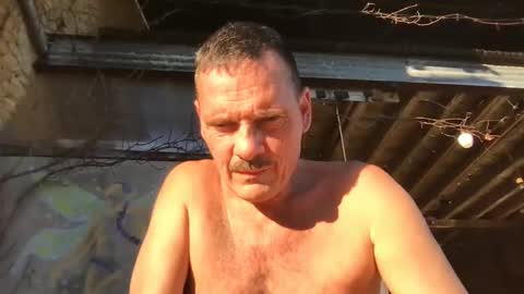 Alex Dixon online show from 4, 2, 2025