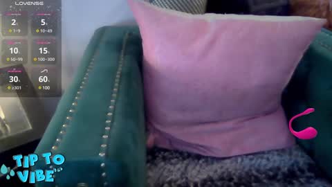 solesticia online show from 11, 1, 2025