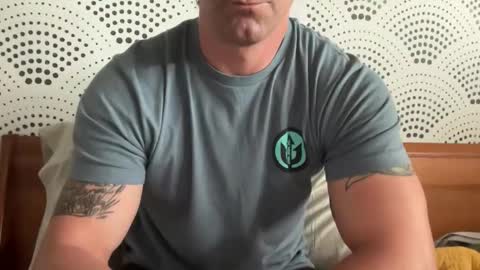 Snapshot of some_guy00 chatting on 17, 11, 2025 Some guy00 online show from 17, 11, 2025