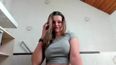 Snapshot of someonesday chatting on 1, 1, 2025 SomeonesDay online show from 1, 1, 2025