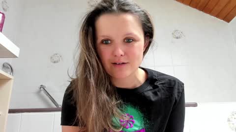 Snapshot of someonesday chatting on 6, 1, 2025 SomeonesDay online show from 6, 1, 2025