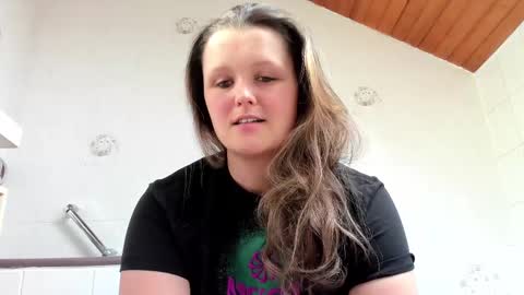 Snapshot of someonesday chatting on 9, 2, 2025 SomeonesDay online show from 9, 2, 2025