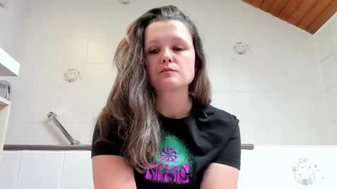 Snapshot of someonesday chatting on 19, 2, 2025 SomeonesDay online show from 19, 2, 2025