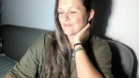 Snapshot of someonesday chatting on 20, 10, 2025 SomeonesDay online show from 20, 10, 2025