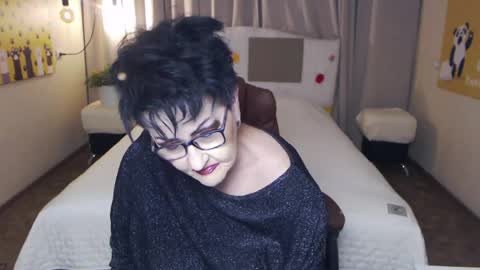 Snapshot of sondrariddle chatting on 28, 5, 2026 sondrariddle online show from 28, 5, 2026