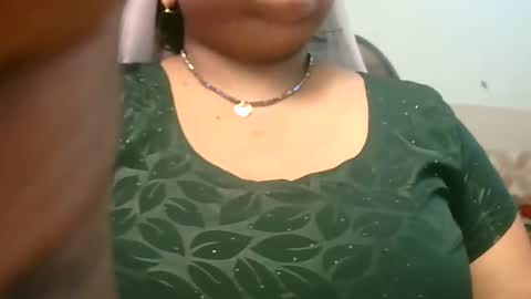 Snapshot of soni88888 chatting on 12, 3, 2025 soni88888 online show from 12, 3, 2025