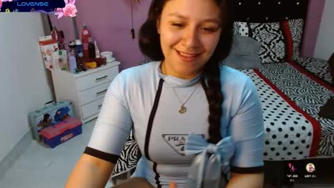 Snapshot of sonialatin69 chatting on 17, 1, 2025 sonialatin69 online show from 17, 1, 2025