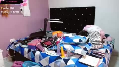 Snapshot of sonialatin69 chatting on 7, 2, 2025 sonialatin69 online show from 7, 2, 2025