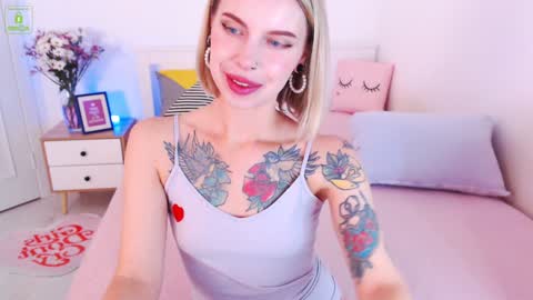 Sonya Lime online show from 8, 2, 2025