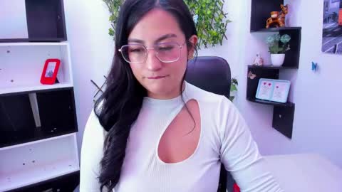 sophi_hardd online show from 21, 2, 2026
