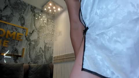 Sophi Johnson online show from 15, 4, 2026