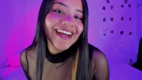 Snapshot of sophi_moon1 chatting on 7, 1, 2026 Sofia online show from 7, 1, 2026