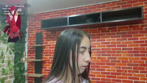 Sophi Thaylorr online show from 12, 9, 2025