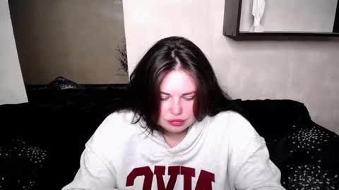 sophia__olsen online show from 24, 10, 2025