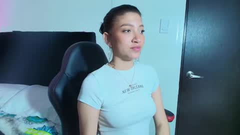 Snapshot of sophia_arevalo_ chatting on 26, 10, 2025 Sophia online show from 26, 10, 2025