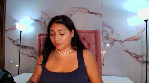 Snapshot of sophia_brunett chatting on 21, 12, 2025 Sophia online show from 21, 12, 2025