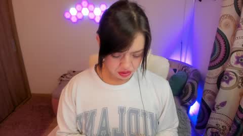 Snapshot of sophia_grants chatting on 18, 4, 2026 sophia_grants online show from 18, 4, 2026