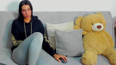 Snapshot of sophia_harry chatting on 13, 7, 2026 sophia CM online show from 13, 7, 2026