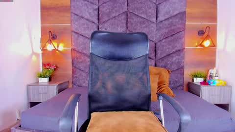 Snapshot of sophia_hoyos_ chatting on 10, 1, 2025 Sophi online show from 10, 1, 2025