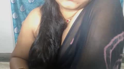 Snapshot of sophia_indian chatting on 29, 4, 2026 Sophia Tamil online show from 29, 4, 2026
