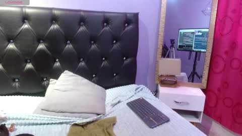 Snapshot of sophia_ny chatting on 13, 1, 2025 SOPHIA online show from 13, 1, 2025