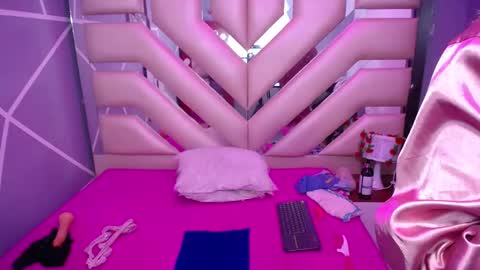 Snapshot of sophia_ny chatting on 21, 2, 2025 SOPHIA online show from 21, 2, 2025