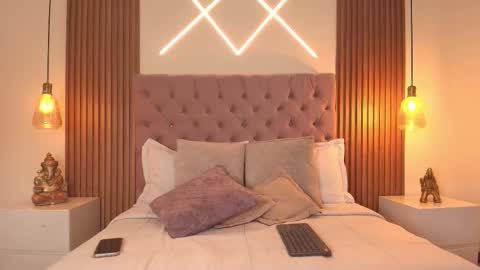 sophia_turneer online show from 1, 12, 2025