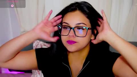 Snapshot of sophia_wilsonn_ chatting on 11, 9, 2025 Sofi online show from 11, 9, 2025