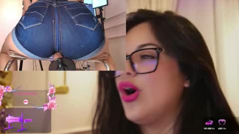 Snapshot of sophia_wilsonn_ chatting on 25, 9, 2025 Sofi online show from 25, 9, 2025