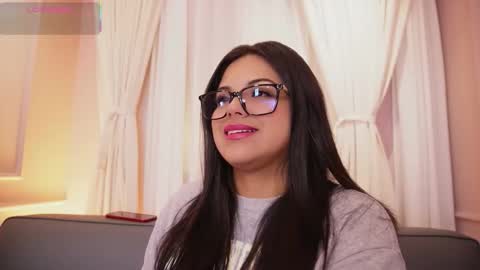 Snapshot of sophia_wilsonn_ chatting on 11, 10, 2025 Sofi online show from 11, 10, 2025