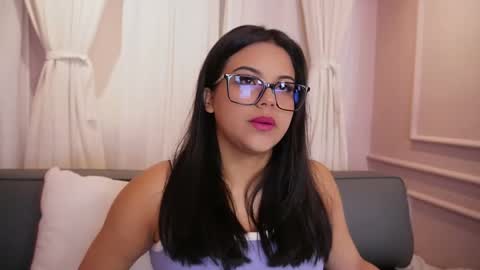 Snapshot of sophia_wilsonn_ chatting on 16, 10, 2025 Sofi online show from 16, 10, 2025