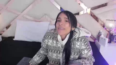 Sophia Paris online show from 24, 10, 2025