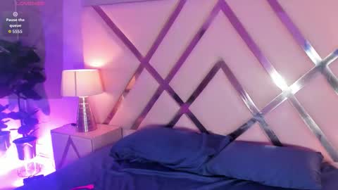 Sophie online show from 24, 10, 2025