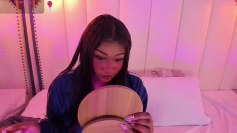 Sophie online show from 19, 12, 2025