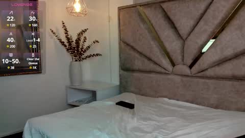 Snapshot of sophiacortes chatting on 27, 2, 2025 sophia cortes online show from 27, 2, 2025