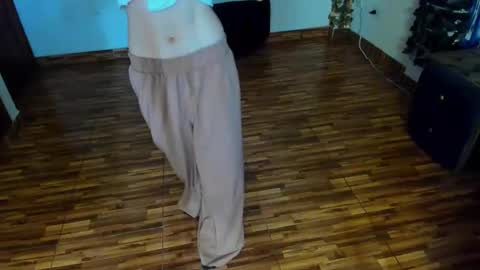 sophiamiller6 online show from 9, 4, 2026