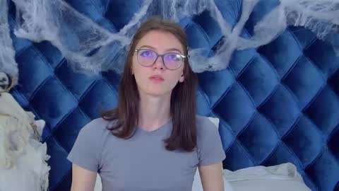 Snapshot of sophiaprove chatting on 27, 10, 2025 SophiaProve online show from 27, 10, 2025