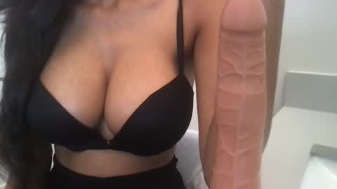 Sophia online show from 17, 10, 2025
