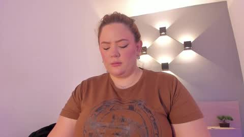 Snapshot of sophiarossee chatting on 21, 2, 2025 Sofi online show from 21, 2, 2025