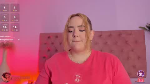 Snapshot of sophiarossee chatting on 11, 9, 2025 Sofi online show from 11, 9, 2025