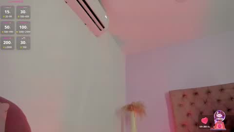 Snapshot of sophiarossee chatting on 23, 9, 2025 Sofi online show from 23, 9, 2025