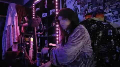 Sophie Satin1980 online show from 4, 6, 2026