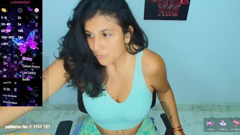 Snapshot of sophie__walker chatting on 9, 6, 2026 Sophia online show from 9, 6, 2026